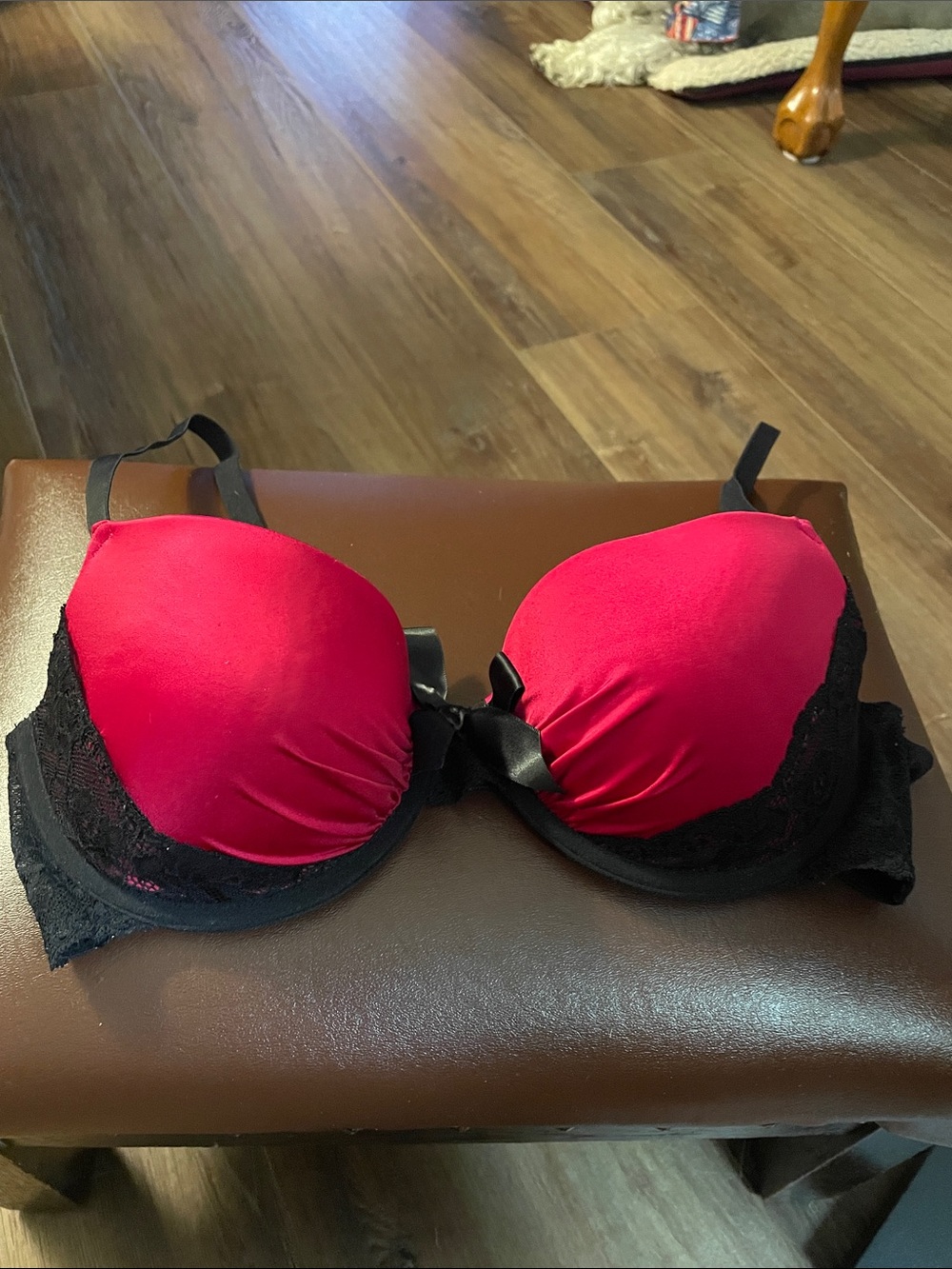 Gilligan & O'Malley red & black Bra 38C